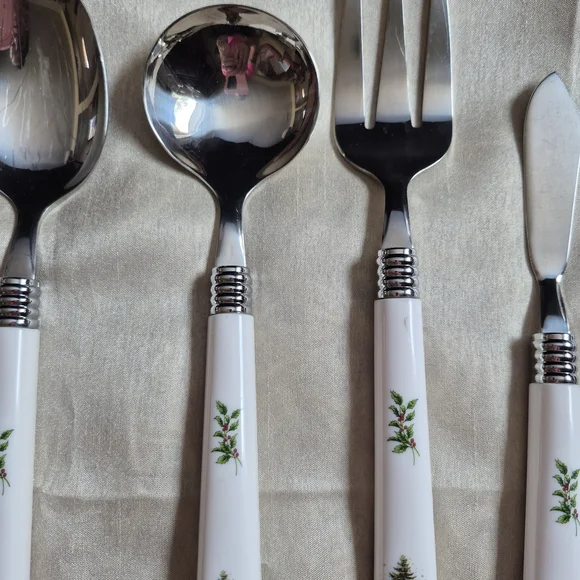 Elegant White 6pc. Vintage Cutlery Set with Tree Design Nikko - Picture 4 of 13